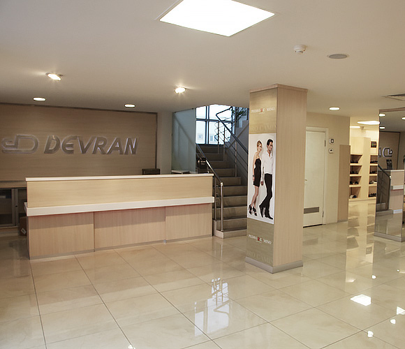 Devran Ayakkabı Showroom
